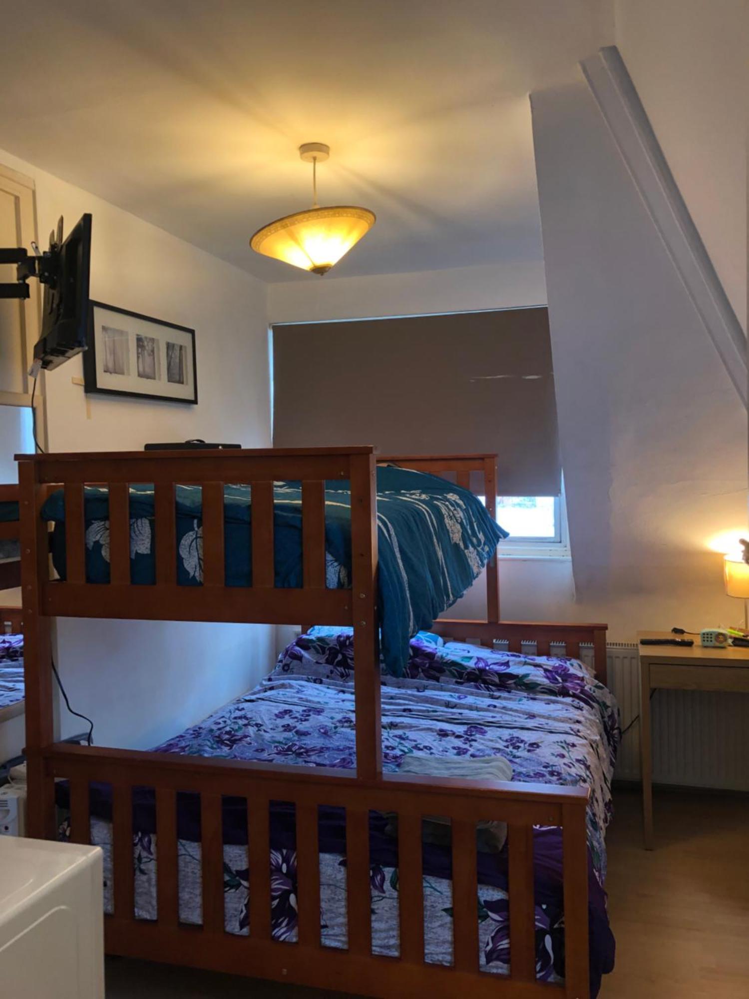 Peaceful Studio-Flat With Driveway In Golders Green Apartment Londra Exterior foto